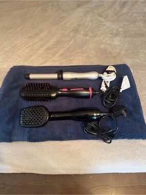 Heat styling hair tools include